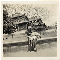 藏品(施月霞與劉美蜺於赤崁樓合照)的圖片