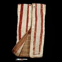 藏品(貝珠長衣)的圖片