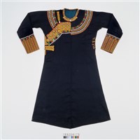 藏品(女子連身長衣)的圖片