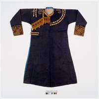 藏品(女子連身長衣)的圖片