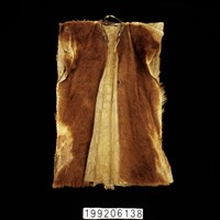 藏品(皮無袖長衣)的圖片