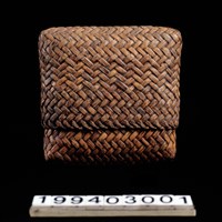 藏品(菸草盒)的圖片