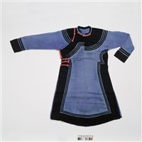 藏品(女子連身長衣)的圖片