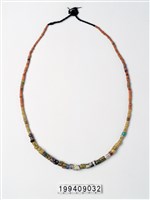 藏品(琉璃珠項飾)的圖片