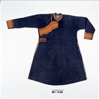 藏品(女子連身長衣)的圖片