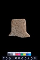 藏品(有肩石斧)的圖片