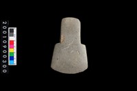 藏品(有肩石斧)的圖片