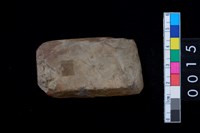 藏品(有段石錛)的圖片