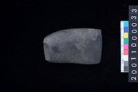 藏品(有段石錛)的圖片