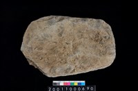 藏品(打製石斧殘件)的圖片