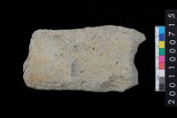 藏品(打製石斧殘件)的圖片