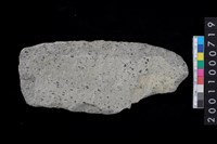 藏品(打製石斧殘件)的圖片