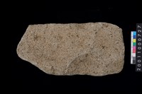 藏品(打製石斧殘件)的圖片