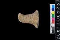 藏品(鳥頭形陶把)的圖片