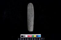 藏品(有槽石棒)的圖片