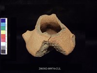 藏品(雙豎把圈足罐)的圖片