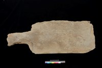 藏品(有肩單石)的圖片