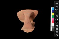 藏品(帶豎把罐口緣殘件)的圖片