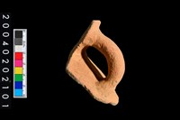 藏品(帶豎把罐口緣)的圖片