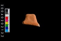 藏品(帶鈕把口緣)的圖片