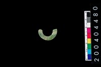 藏品(環狀玦形玉耳飾)的圖片