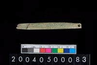 藏品(兩端帶穿玉棒)的圖片