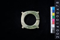 藏品(帶四突起玦型玉耳飾)的圖片