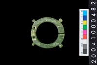 藏品(帶四突起玦型玉耳飾)的圖片