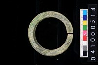 藏品(環狀玦型玉耳飾)的圖片