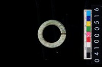 藏品(環狀玦型玉耳飾)的圖片