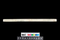 藏品(兩端帶穿玉棒)的圖片