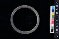 藏品(石環製作材料-帶搓磨痕石環粗胚)的圖片