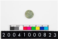 藏品(帶穿玉圓板)的圖片