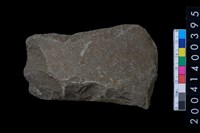 藏品(打製石斧)的圖片