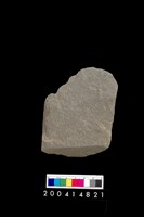 藏品(打製石斧殘件)的圖片