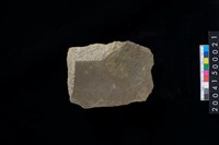 藏品(打製石斧殘件)的圖片