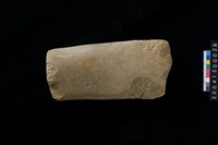 藏品(磨製石斧)的圖片