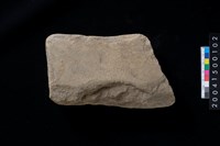 藏品(打製石斧殘件)的圖片