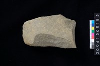 藏品(打製石斧殘件)的圖片