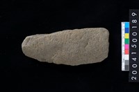 藏品(打製石斧殘件)的圖片