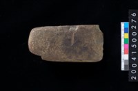 藏品(有段石錛)的圖片