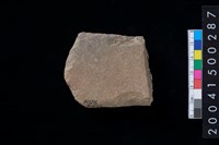 藏品(打製石斧殘件)的圖片