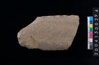 藏品(打製石斧殘件)的圖片