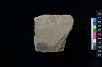 藏品(打製石斧殘件)的圖片