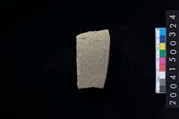 藏品(打製石斧殘件)的圖片