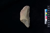 藏品(打製石斧殘件)的圖片