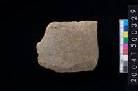 藏品(打製石斧殘件)的圖片