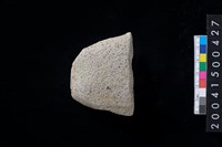 藏品(磨製石斧殘件)的圖片