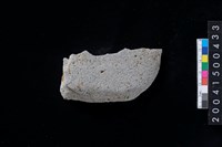 藏品(磨製石斧殘件)的圖片