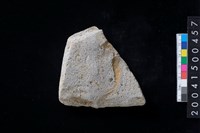 藏品(磨製石斧殘件)的圖片